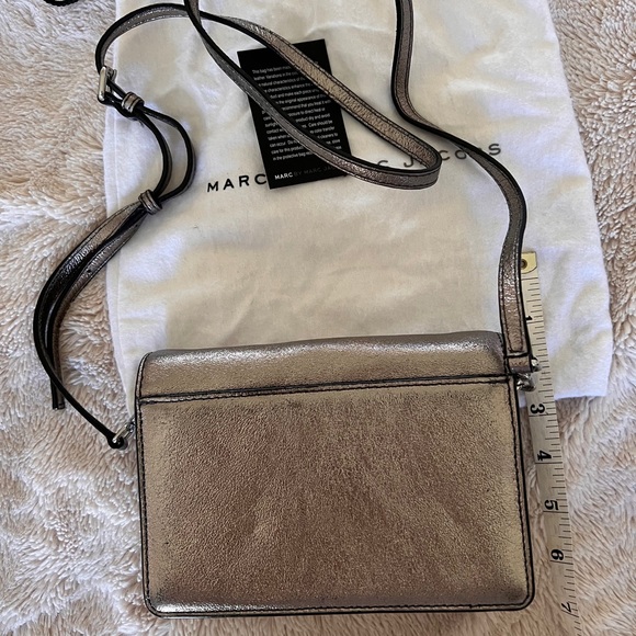 MARC JACOBS CROSSBODY PURSE - Picture 4 of 11